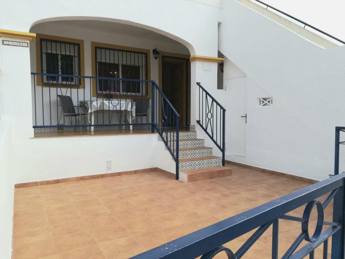 Alhambra Apartments Gran Alacant Esterno foto